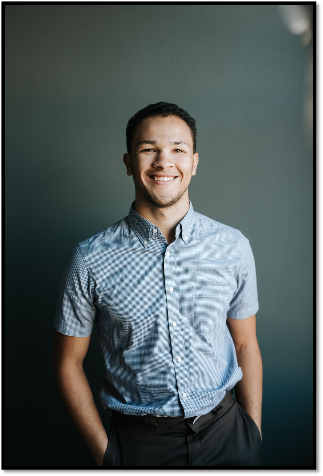 Head Shot Photographs: The Dos & Don’ts